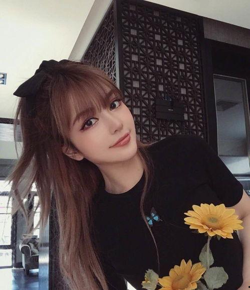 周扬青和李现吃瓜视频,吃瓜群众纷纷围观